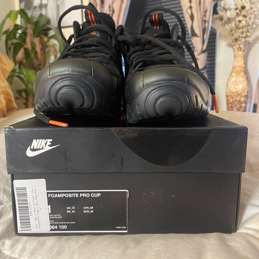 Mens Nike foam posits 2018 sz 11